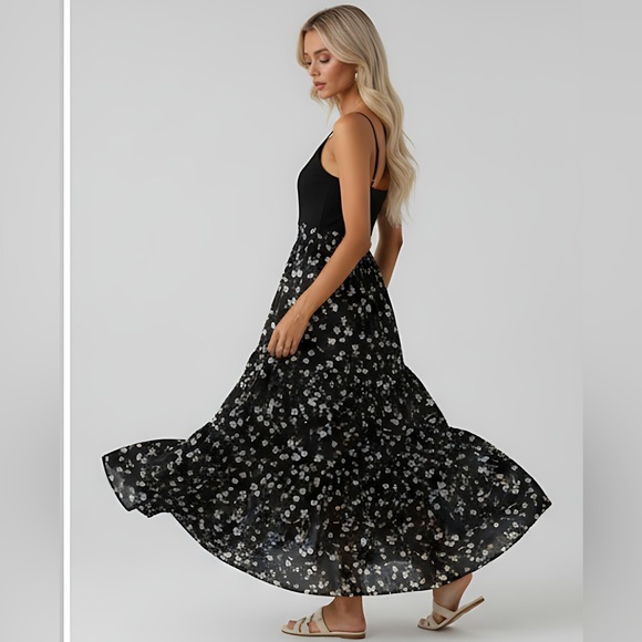 Black Frenchy Ditsy Floral Midi Skirt - Picture 3 of 9